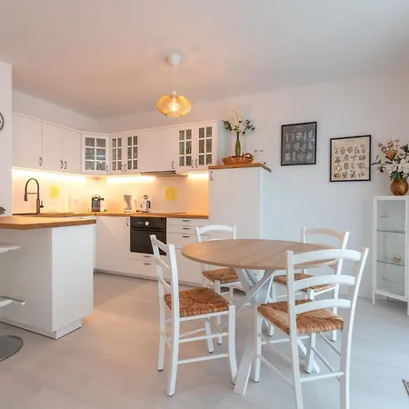 Silbermoewe Apartman Zirchow